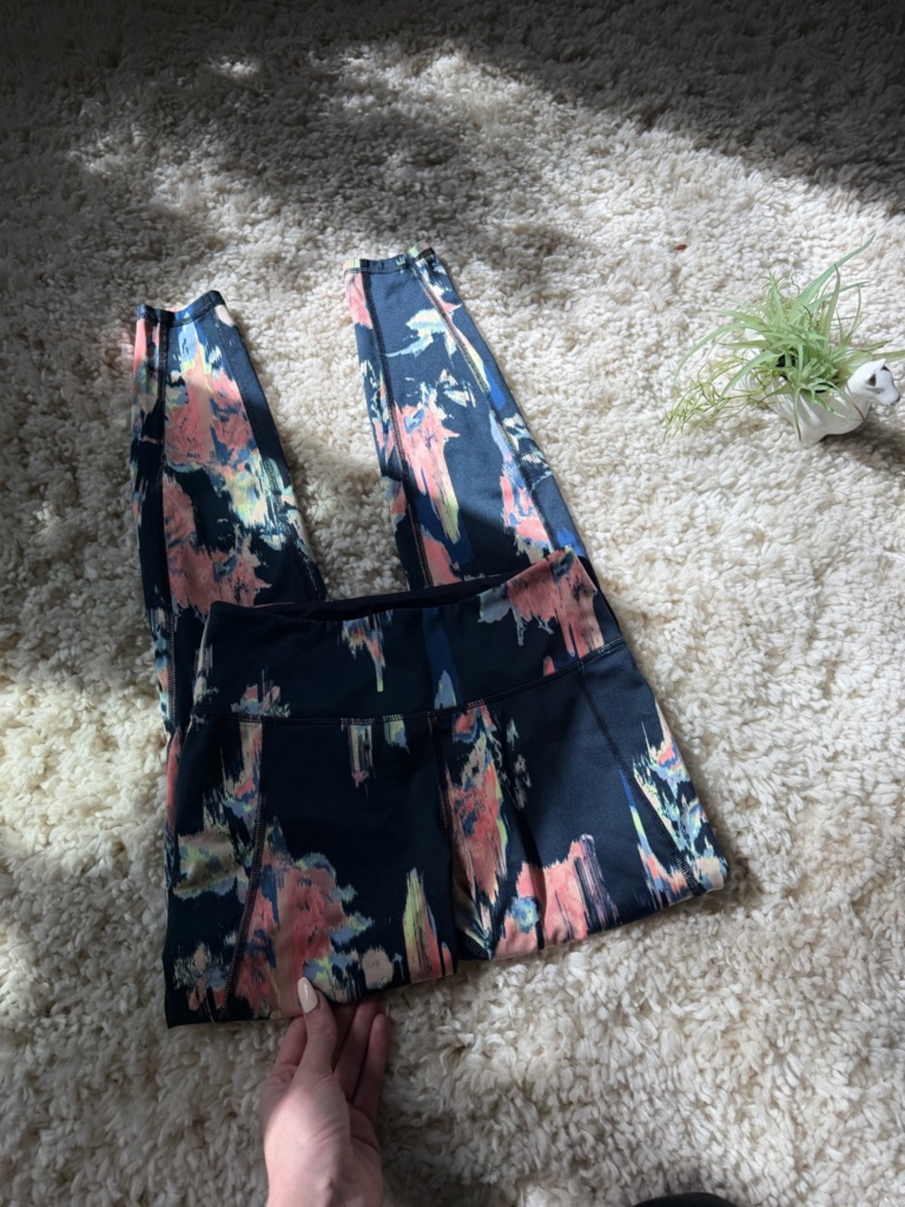 H&M thick athletic cute Navy Leggings with Pink and Yellow Abstract Print